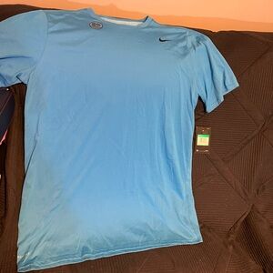 NWT MENS NIKE DRI FIT TSHIRT SIZE 2XLARGE